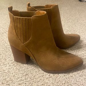 NEW Ana booties, size 8